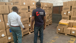 Entreposage des intrants COVID-19 pour les partenaires du Cluster Logistique à Kinshasa. Photo : Logistics Cluster. 